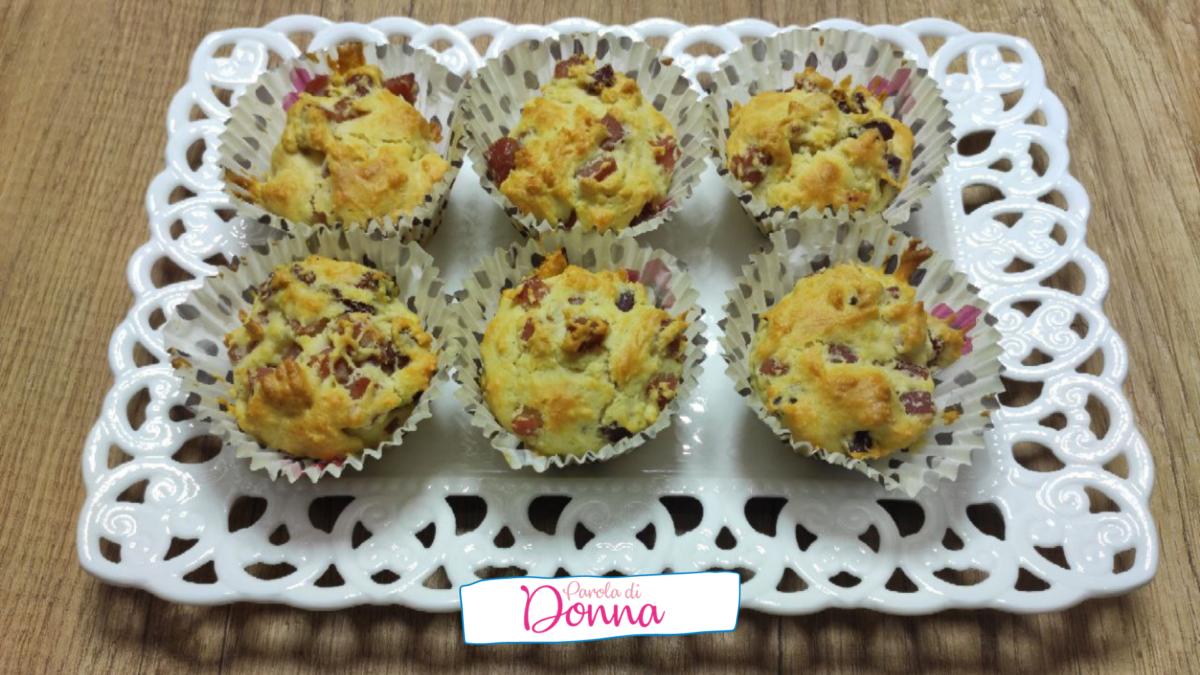 Muffin salati con speck e formaggio