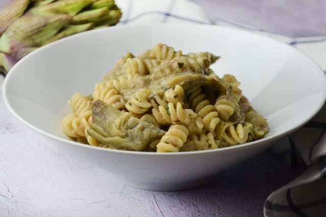 Pasta tonno e carciofi