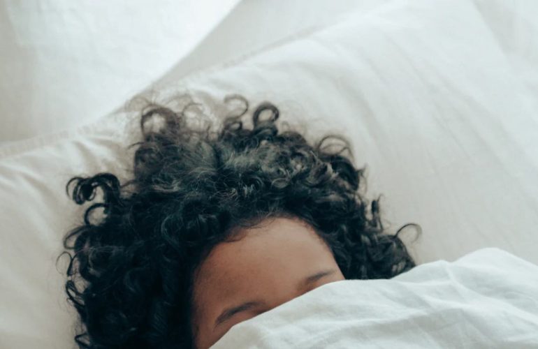 ecco-5-tecniche-per-addormentarsi-con-il-caldo-in-estate