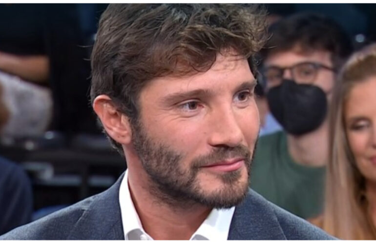 stefano-de-martino:-moriro-a-napoli-ma-non-ho-comprato-la-villa-a-marechiaro,-sono-in-affitto