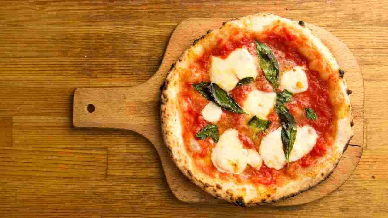 la-pizza-napoletana-come-la-fanno-nelle-migliori-pizzerie