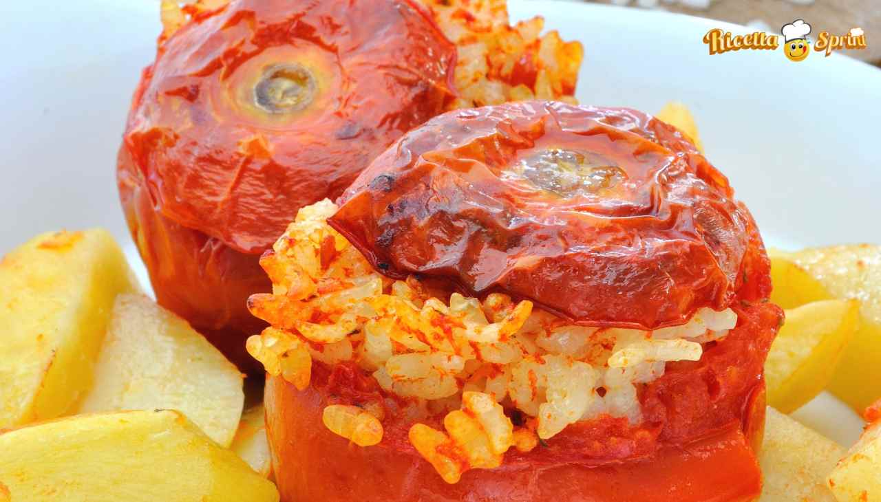 pomodori-con-il-riso-e-patate-croccanti-al-forno,-o-fai-la-ricetta-romana-oppure-cambia-il-menu