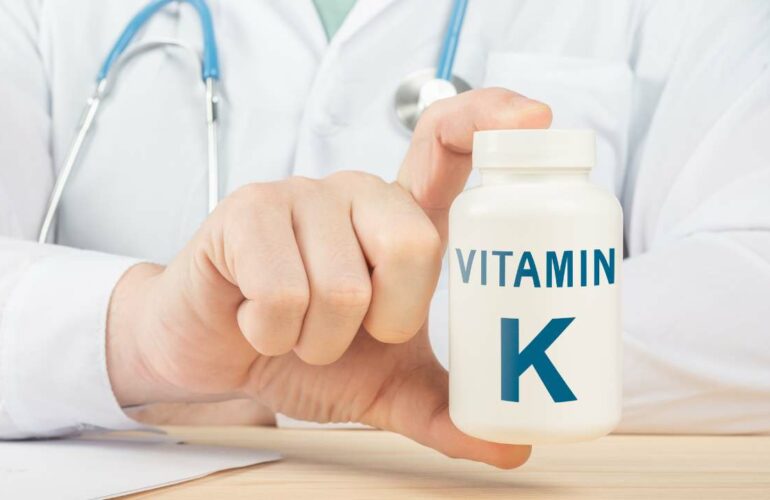 vitamina-k,-perche-non-dovrebbe-mai-mancare-ed-in-quali-cibi-e-presente