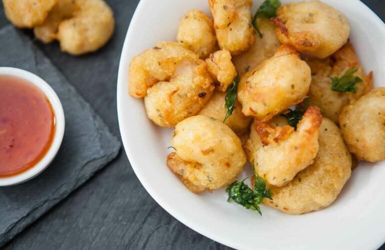 gamberetti-in-pastella-al-prezzemolo,-caldi-bocconcini,-croccanti-fuori-e-morbidissimi-dentro!
