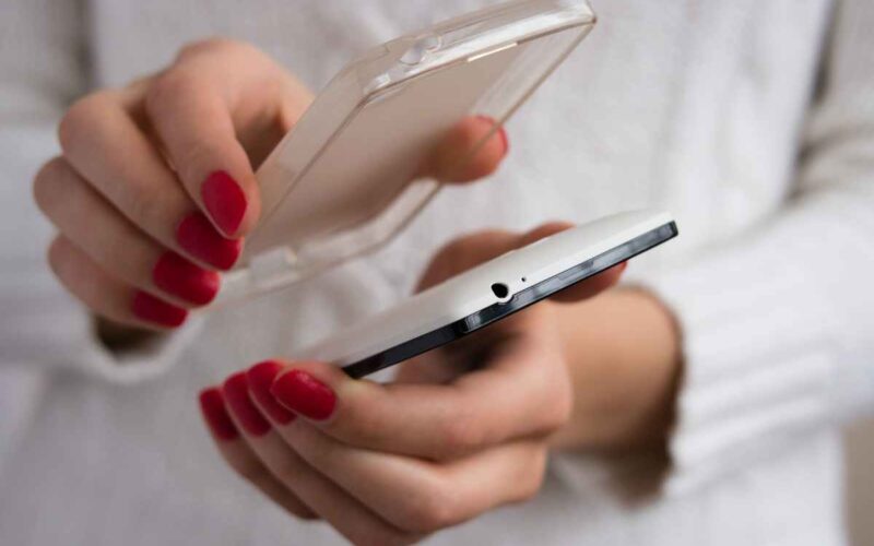la-tua-cover-tornera-come-nuova:-usa-questo-trucco-e-vedrai-che-splendore