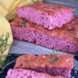 focaccia-rosa,-ho-trovato-una-variante-squisita-e-senza-glutine:-perfetta-per-laperitivo