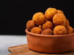 patate-e-salsiccia,-ho-scovato-labbinamento-perfetto.-la-ricetta-che-preparo-e-da-leccarsi-i-baffi