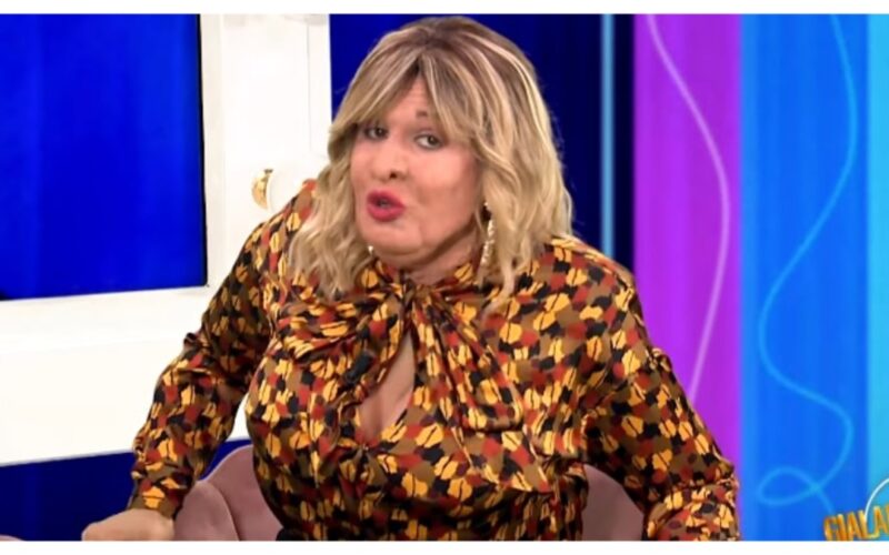 monica-setta-contro-la-sua-imitazione:-sembro-lincredibile-hulk